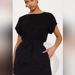 Black Short Sleeve Drawstring Waist Dress